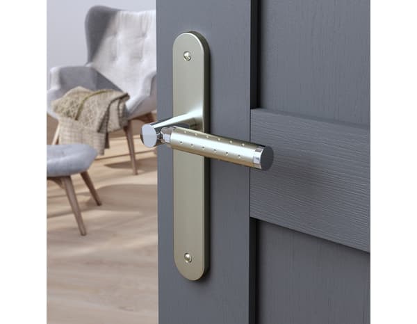 Poignée de porte "Bernice" sans trou - Entraxe 195 mm - Cooke and Lewis