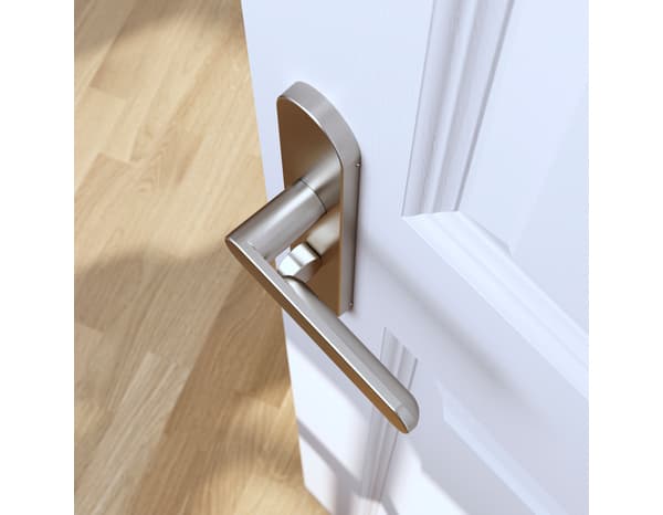 Miniature 6 de Poignée de porte "Marick" avec serrure à condamnation - Effet nickel - Entraxe adaptable 165-195 mm - Cooke and Lewis