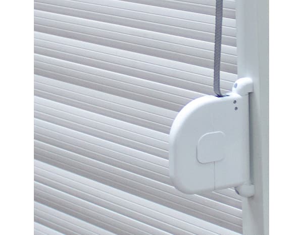 Miniature 3 de Volet roulant manuel PVC blanc 125 x 100 cm - GEOM