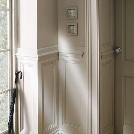 Miniature 2 de Moulure d'encadrement en pin L. 2,40 m - section 15 x 45 mm