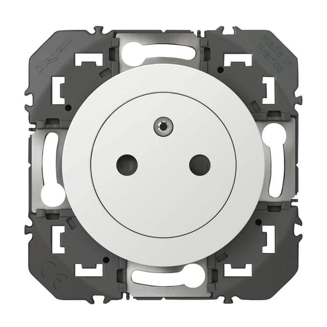 Image principale de Prise de courant 2P+T DOOXIE - LEGRAND