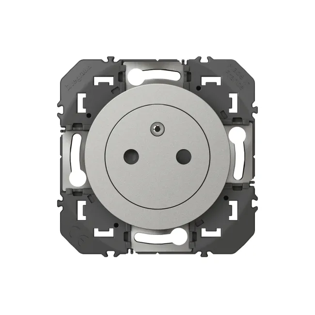 Image principale de Prise avec terre affleurante à assembler Dooxie, LEGRAND aluminium