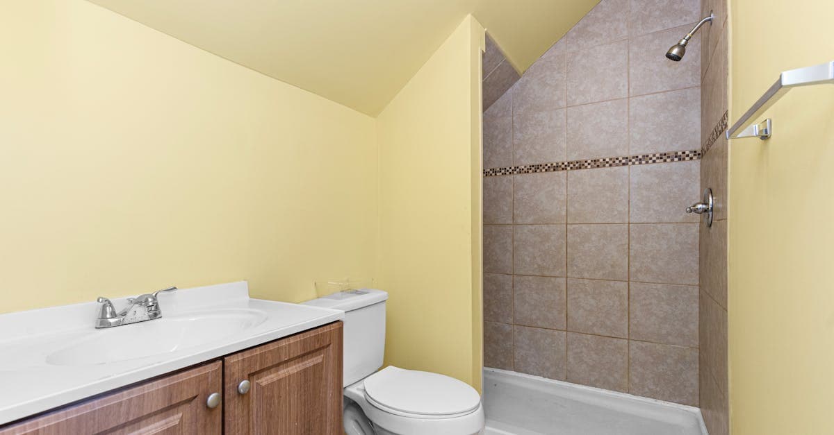 After/Before: What a $27K US Bathroom Renovation Looks Like