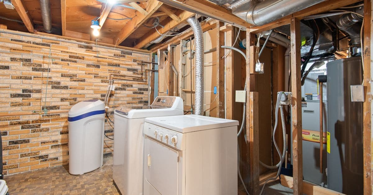 Basement Renovation Cost: Budgeting & ROI Guide