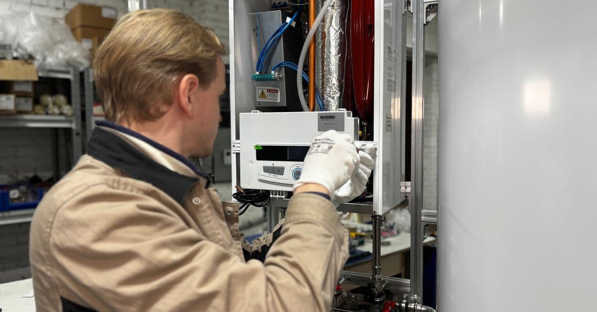 Smart Plumber Trick to Fix Water Hammer in Your US Home