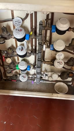 Avant travaux de plombier par AO SOLUTIONS